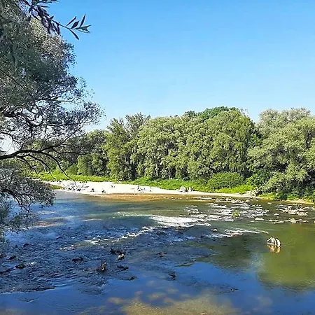 לינה וארוחת בוקר Garni Fischerfleck In Near Munich *